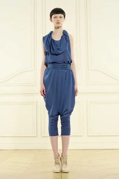 Look 13